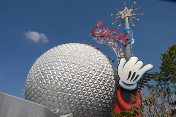 Epcot: Spaceship Earth in 2004